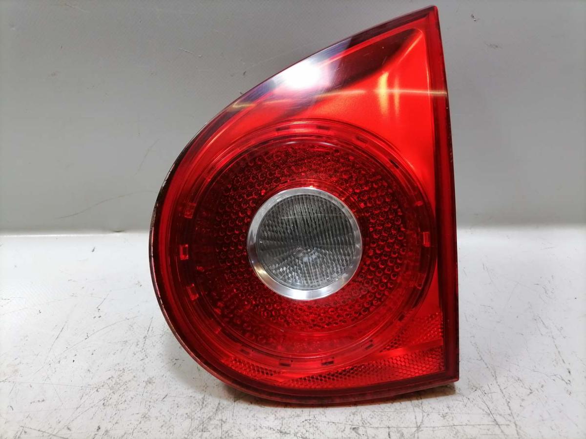 VW Golf 5 original R&uuml;cklicht R&uuml;ckleuchte Heckleuchte innen rechts Flie&szlig;heck BJ04